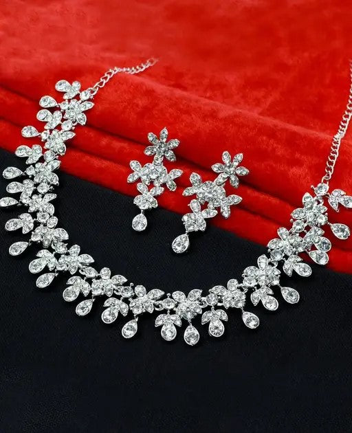Necklace Set With White American Diamond