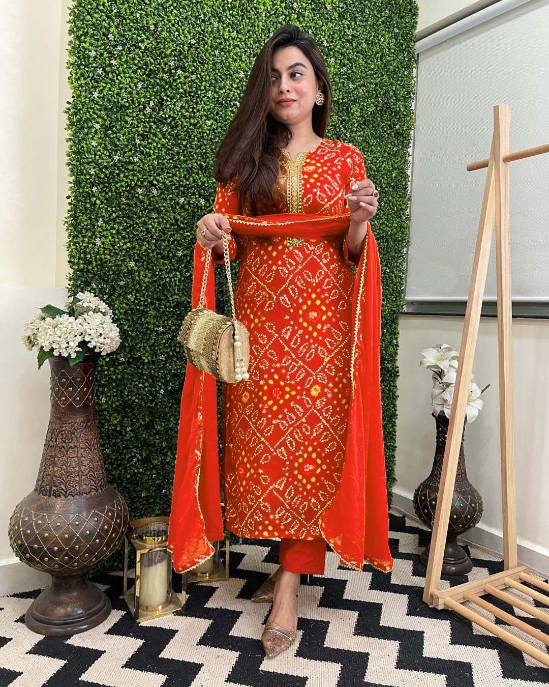 Women's Rayon Blend Straight Printed Kurta with Pant & Dupatta (TURAE Rani-GS_L_Pink_Large)