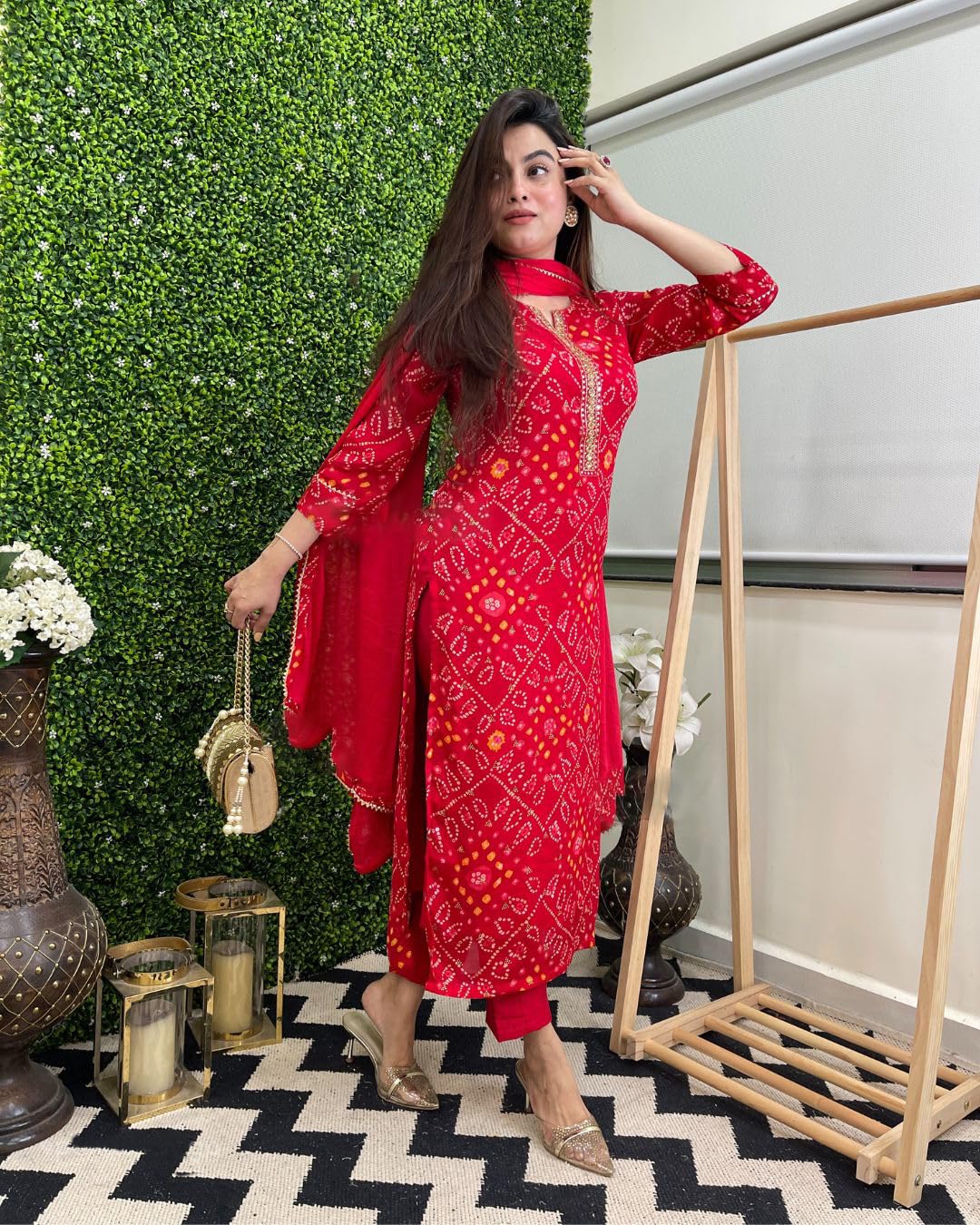 Women's Rayon Blend Straight Printed Kurta with Pant & Dupatta (TURAE Rani-GS_L_Pink_Large)