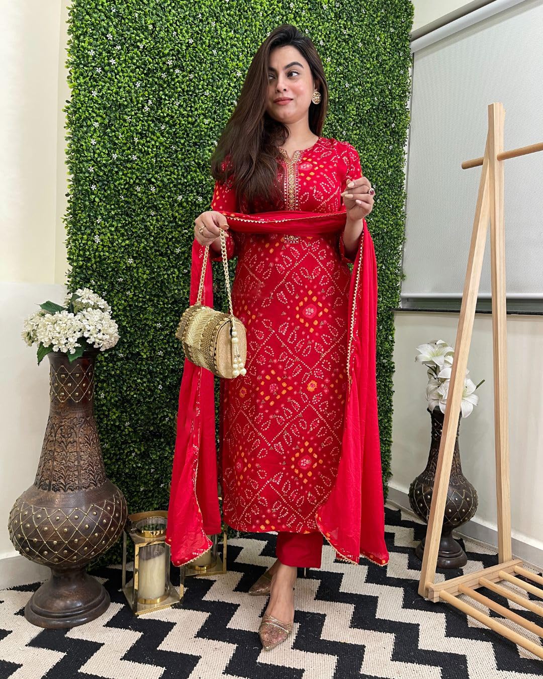 Women's Rayon Blend Straight Printed Kurta with Pant & Dupatta (TURAE Rani-GS_L_Pink_Large)