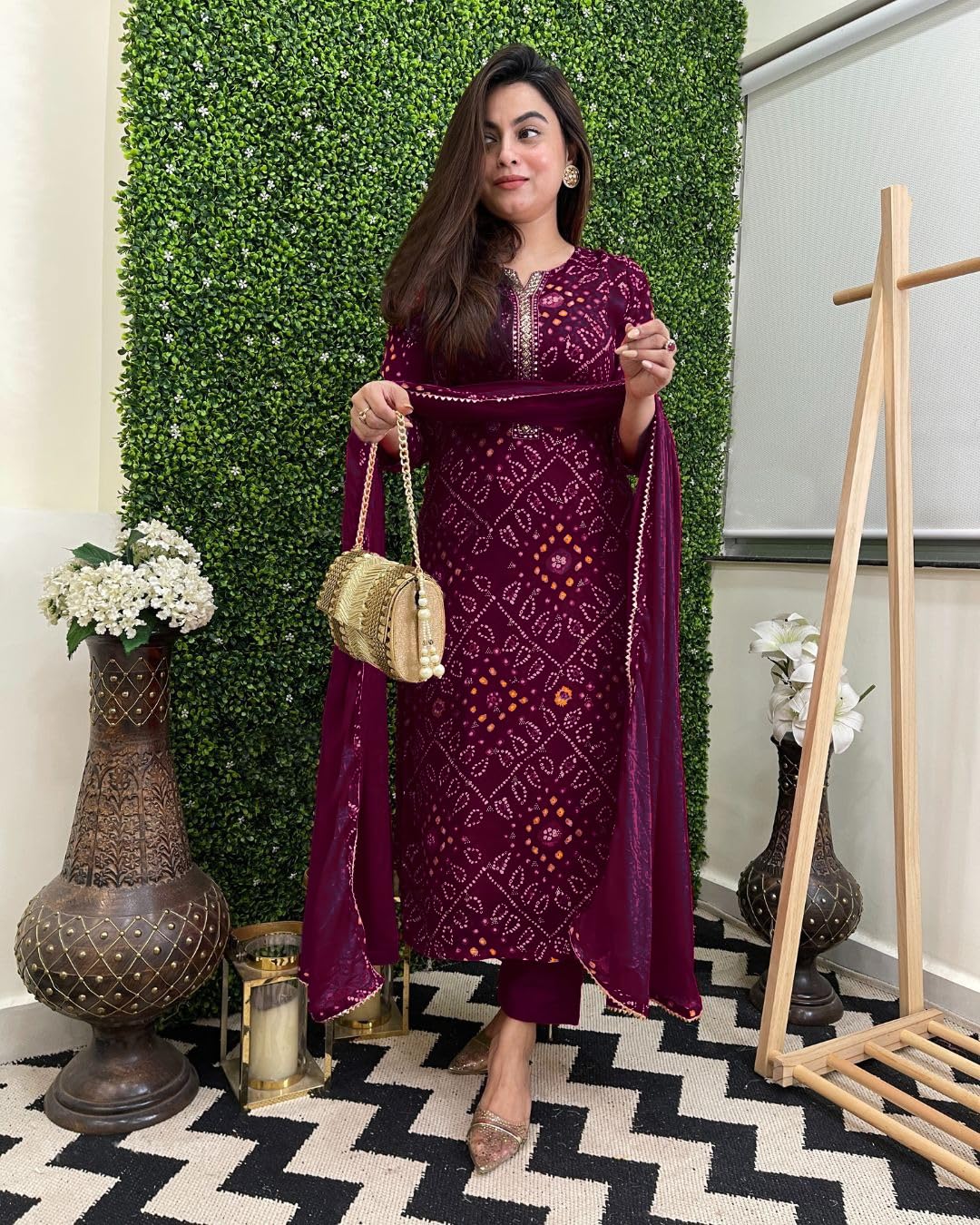 Women's Rayon Blend Straight Printed Kurta with Pant & Dupatta (TURAE Rani-GS_L_Pink_Large)