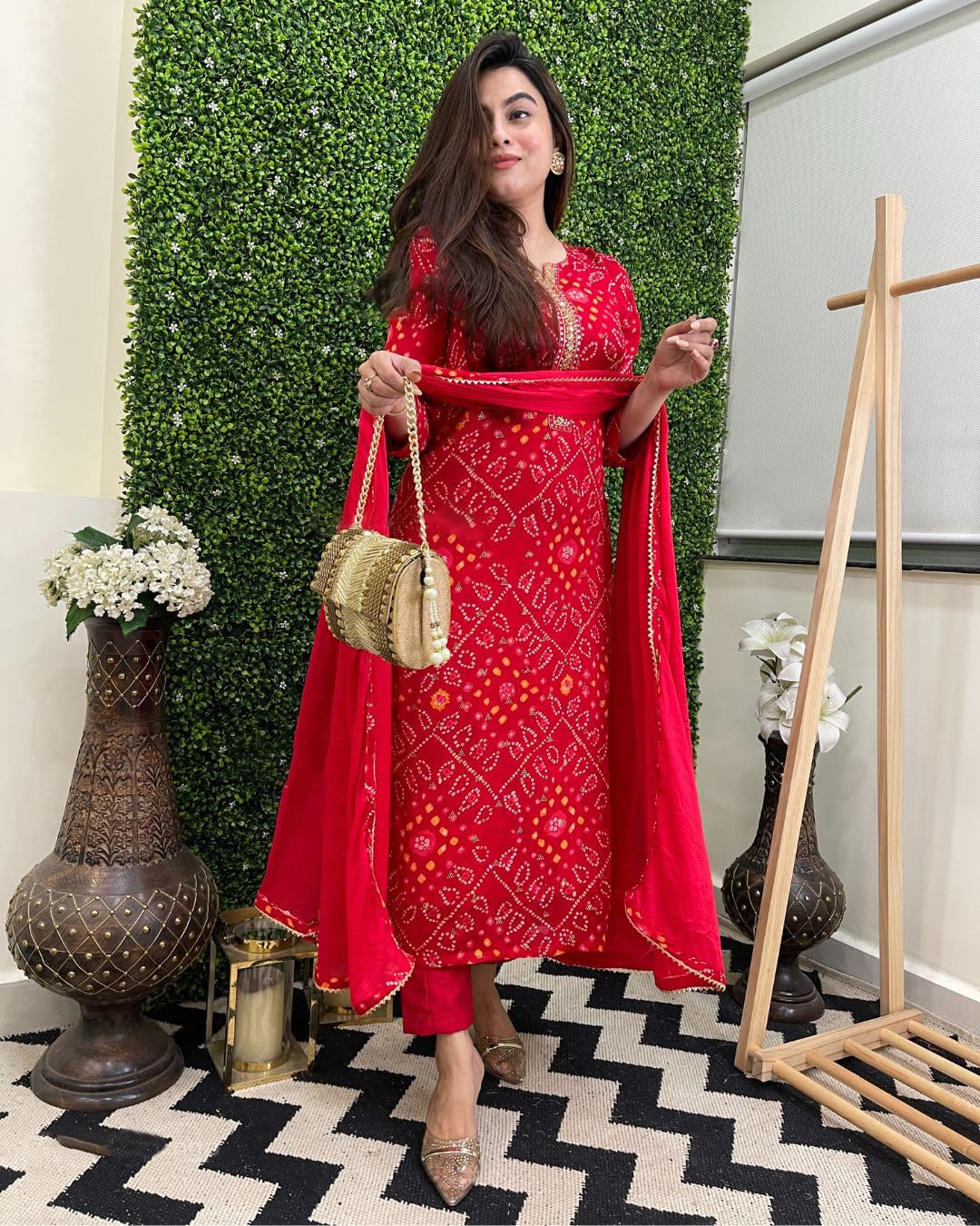 Women's Rayon Blend Straight Printed Kurta with Pant & Dupatta (TURAE Rani-GS_L_Pink_Large)