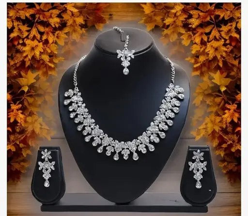 Necklace Set With White American Diamond