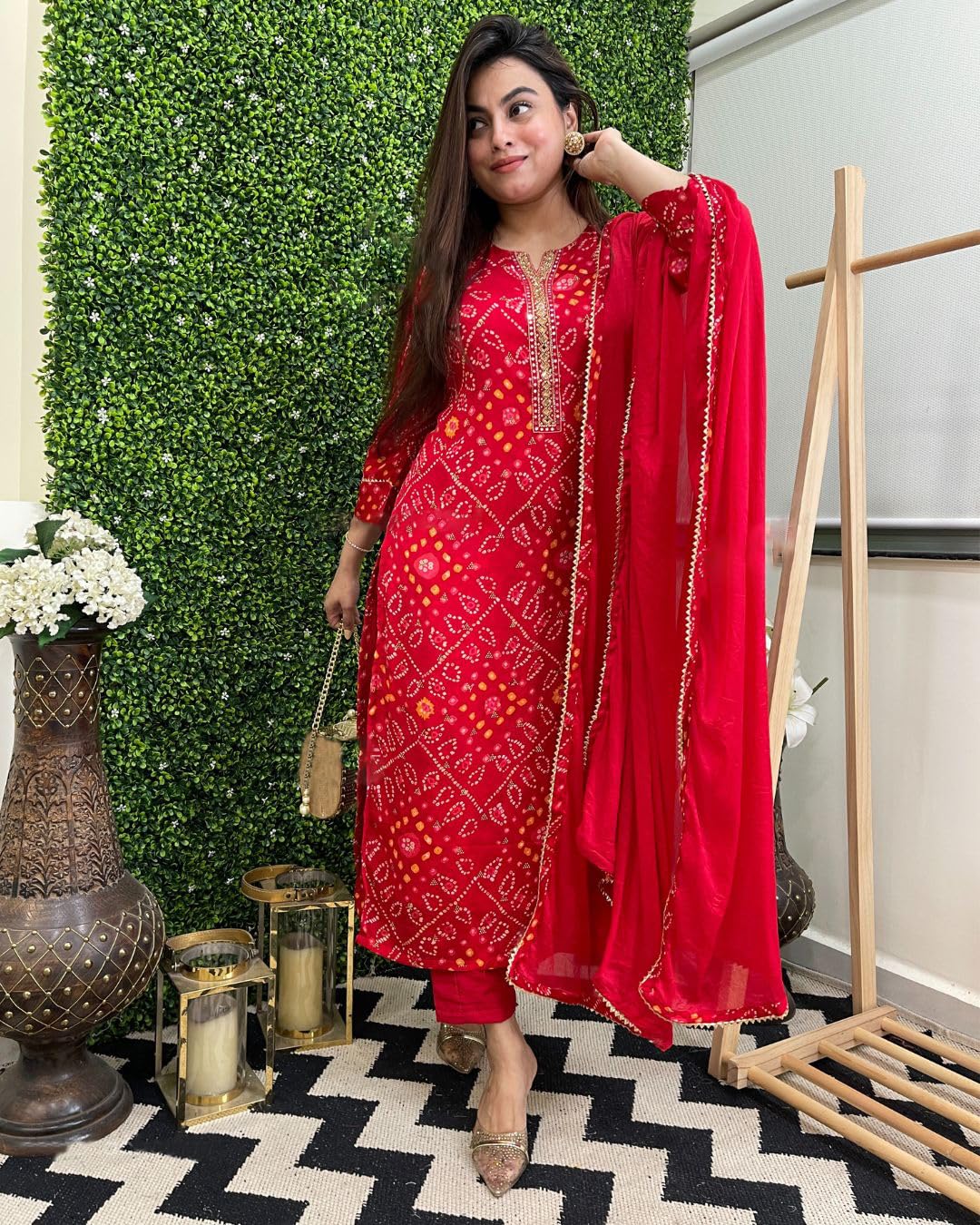 Women's Rayon Blend Straight Printed Kurta with Pant & Dupatta (TURAE Rani-GS_L_Pink_Large)